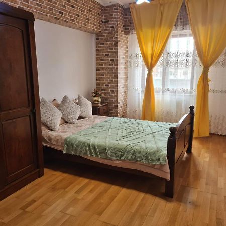 One Mall Apartment Bacău Exteriér fotografie